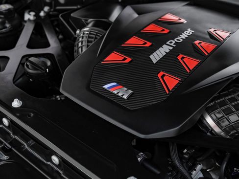 Used 2024 BMW X5 M Competition w/ Executive Package image 77