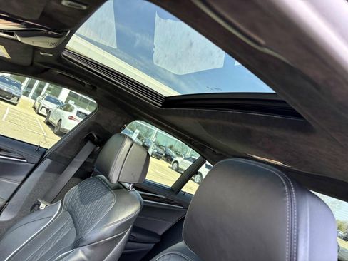 Used 2021 BMW M550i xDrive w/ Dynamic Handling Package image 26
