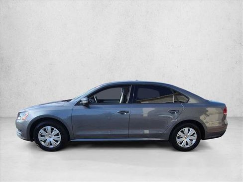Used 2014 Volkswagen Passat 1.8T S FWD image 10