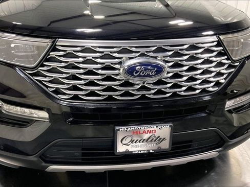 Used 2022 Ford Explorer Platinum w/ Equipment Group 601A AWD/4WD image 31