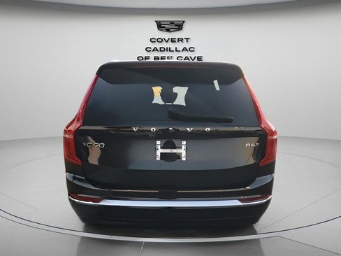 Used 2023 Volvo XC90 B6 Plus image 8