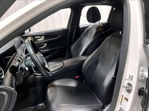 Used 2022 Mercedes-Benz E 350 Sedan image 8