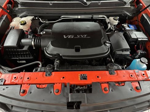 Used 2019 Chevrolet Colorado LT image 36