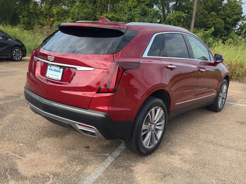 Used 2024 Cadillac XT5 Premium Luxury AWD/4WD image 4