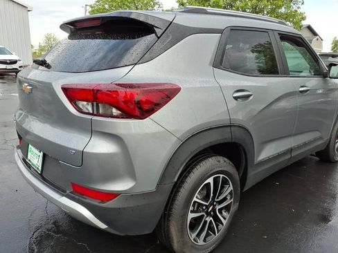 Used 2026 Chevrolet TrailBlazer LT AWD/4WD image 5
