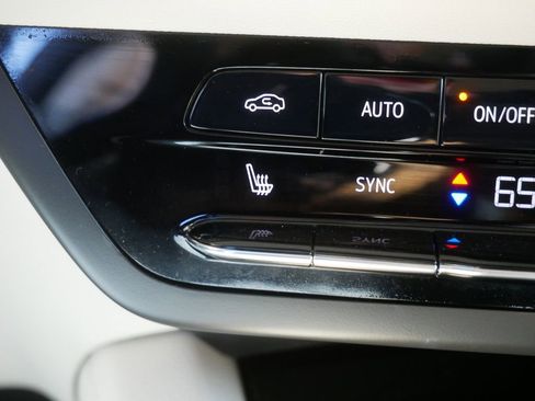 Certified 2023 Buick Envision Preferred image 25