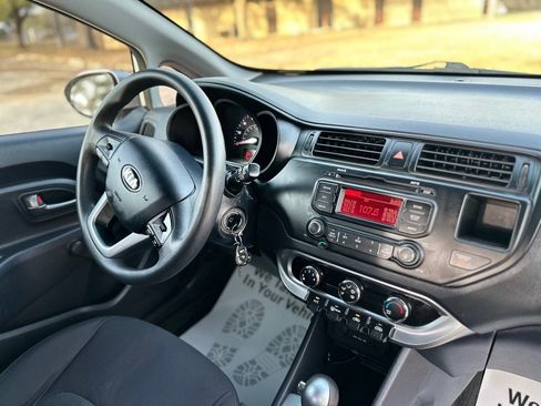 Used 2014 Kia Rio LX FWD image 29