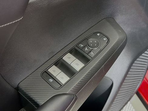 Used 2024 Mitsubishi Outlander SE Black Edition image 21