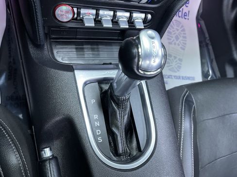 Used 2019 Ford Mustang Premium image 23
