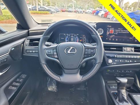 Used 2022 Lexus ES 350 Ultra Luxury w/ Accessory Package 2 FWD image 23