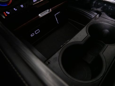 Used 2023 GMC Yukon Denali Ultimate image 30