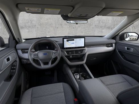 New 2026 Ford Explorer Active RWD image 9