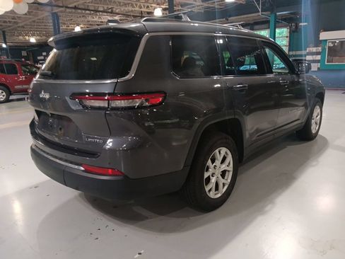 Used 2023 Jeep Grand Cherokee L Limited AWD/4WD image 8