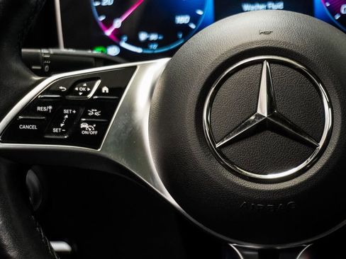 Used 2023 Mercedes-Benz C 300 4MATIC Sedan w/ Exclusive Trim Package image 15