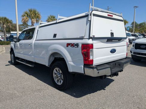 Used 2019 Ford F250 XLT w/ XLT Premium Package image 6
