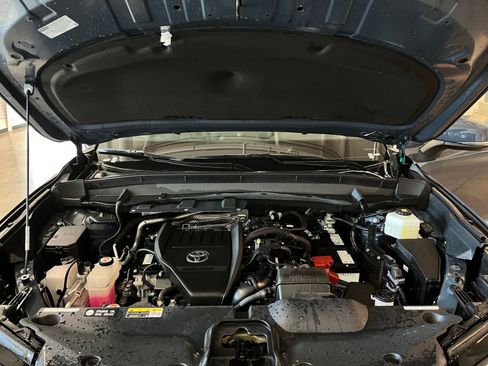 Used 2025 Toyota Grand Highlander FWD image 34