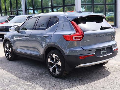 Used 2023 Volvo XC40 B5 Plus w/ Driver Assist Package AWD/4WD image 10