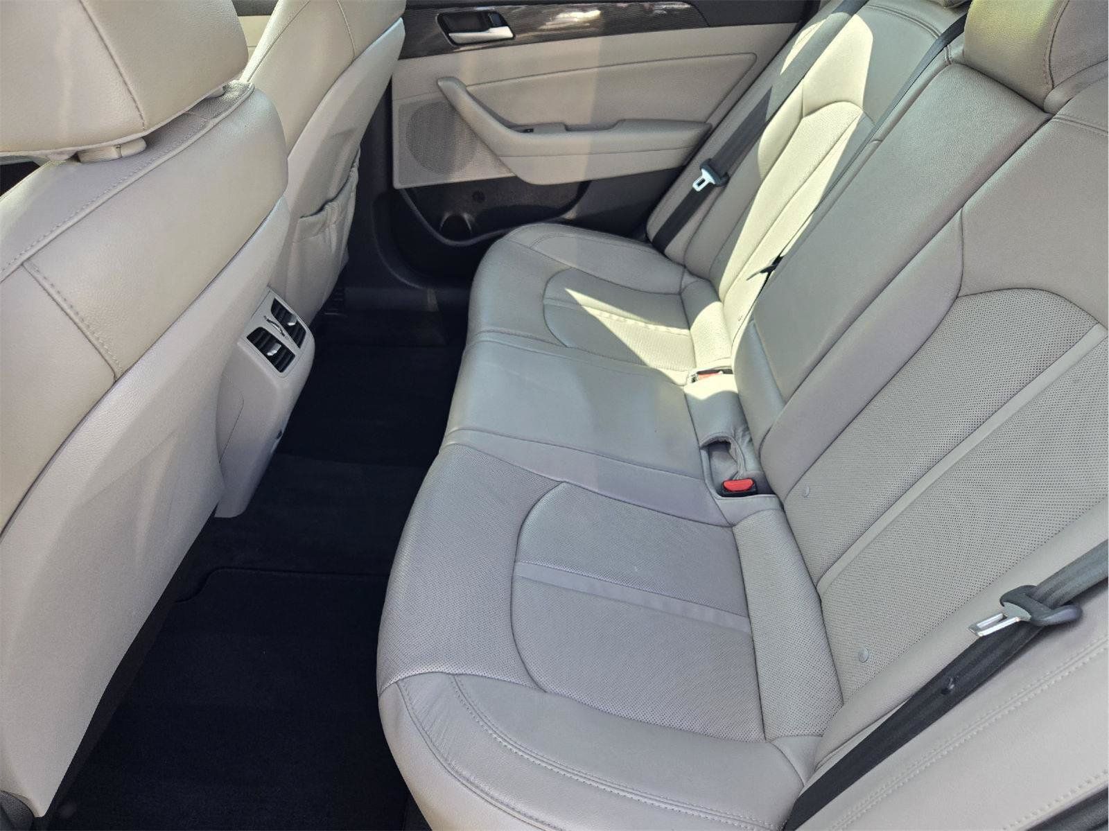 Used 2018 Hyundai Sonata Limited FWD image 28