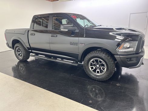 Used 2017 RAM 1500 Rebel w/ Luxury Group image 18