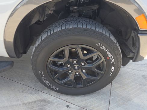 Used 2022 Ford Ranger Lariat w/ Equipment Group 501A High image 9