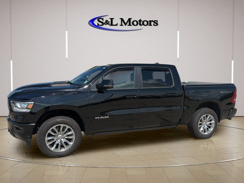 Used 2023 RAM 1500 Laramie AWD/4WD image 5