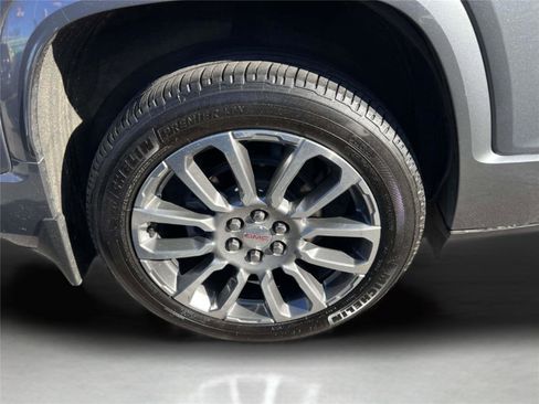 Used 2021 GMC Acadia Denali w/ Denali Ultimate Package image 8