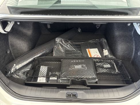 New 2025 Nissan Altima 2.5 SR w/ SR Premium Package image 18