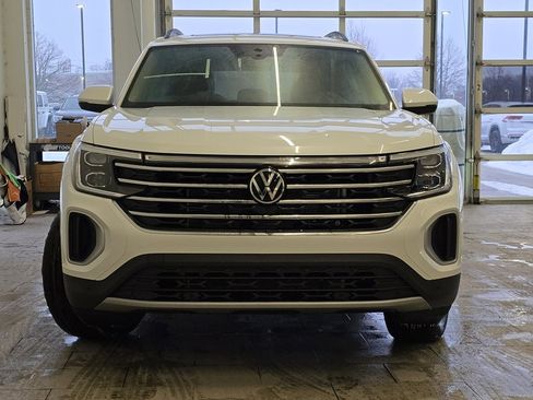 New 2026 Volkswagen Atlas SE image 9