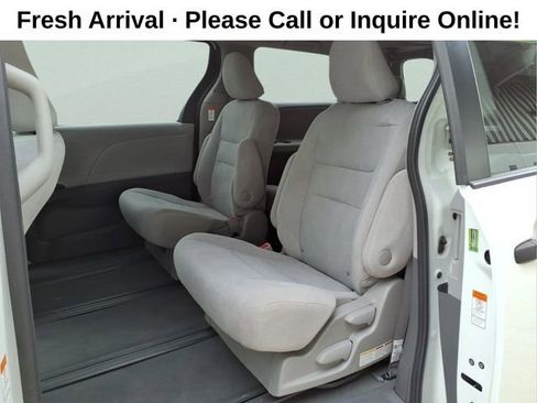 Used 2020 Toyota Sienna L FWD image 22