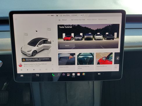 Used 2024 Tesla Model Y Long Range RWD image 15