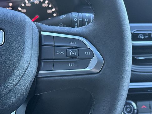 New 2026 Jeep Compass Latitude image 27