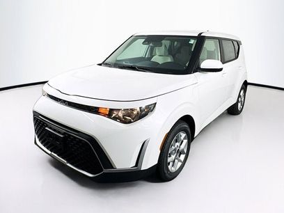 New 2025 Kia Soul LX w/ LX Technology Package