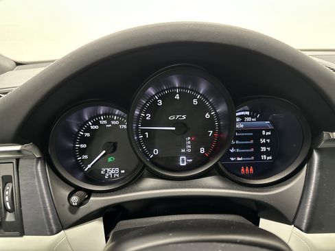 Used 2023 Porsche Macan GTS image 22