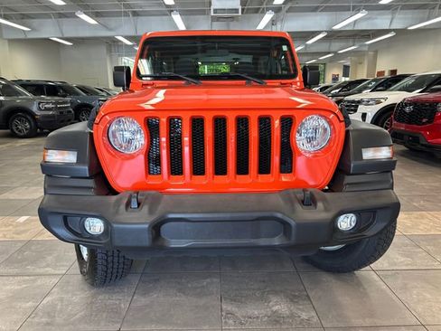 Used 2018 Jeep Wrangler Sport AWD/4WD image 18