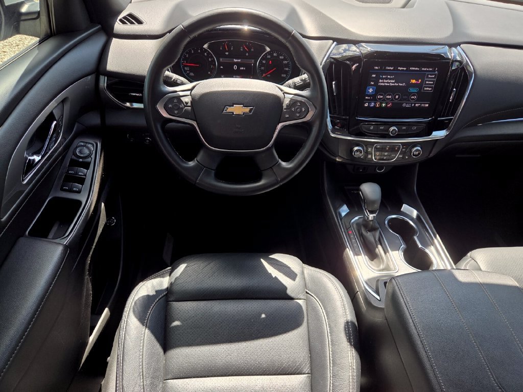 Used 2023 Chevrolet Traverse LT FWD image 8