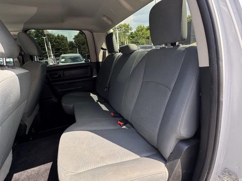 Used 2016 RAM 2500 Tradesman w/ Chrome Appearance Group image 11