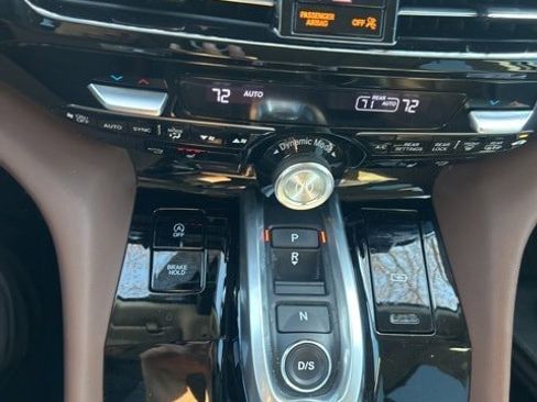 Used 2023 Acura MDX SH-AWD w/ Technology Package image 11