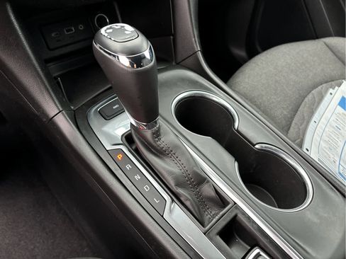 Used 2019 Chevrolet Equinox LT image 20