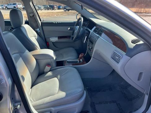 Used 2005 Buick LaCrosse CXL image 22