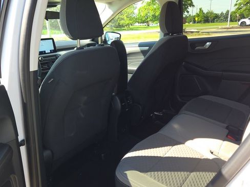 Used 2021 Ford Escape SE w/ Cold Weather Package FWD image 22