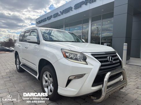Used 2015 Lexus GX 460 w/ Navigation Package image 1