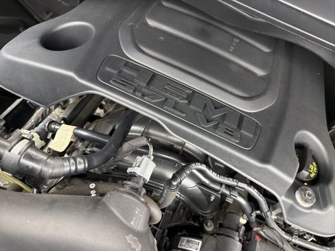 Used 2021 RAM 1500 Laramie image 31