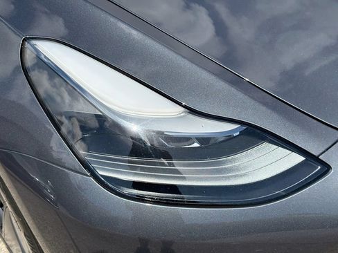 Used 2023 Tesla Model 3 Standard Range RWD image 36