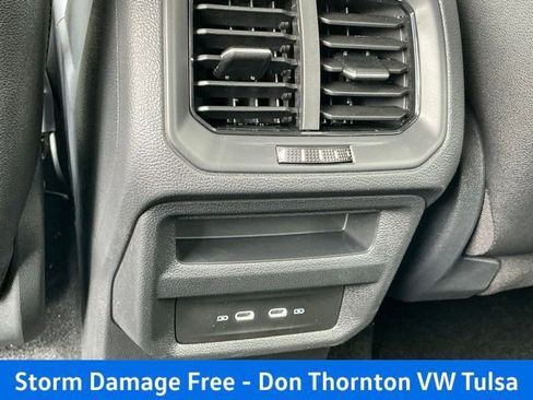New 2026 Volkswagen Taos SE FWD image 15