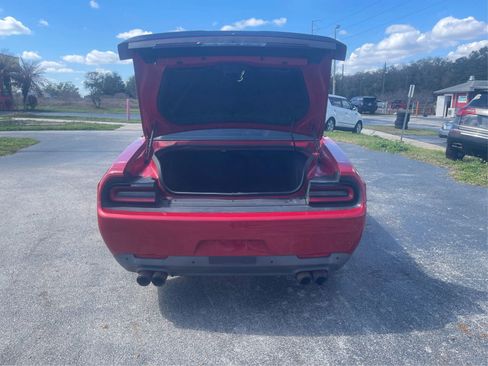 Used 2015 Dodge Challenger SXT Plus w/ Driver Convenience Group image 12