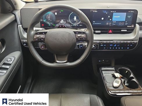 Used 2025 Hyundai Ioniq 5 SEL RWD image 16