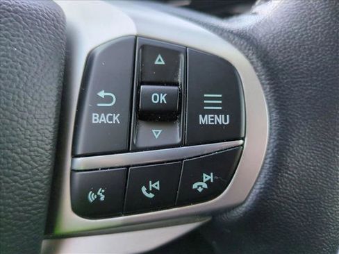 Used 2022 Ford Explorer XLT w/ Equipment Group 202A image 17