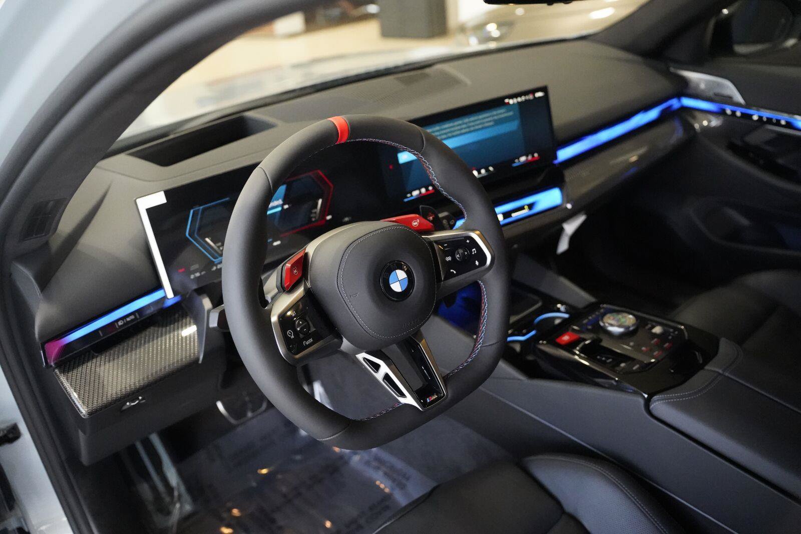 New 2027 BMW M5 Touring AWD/4WD image 6