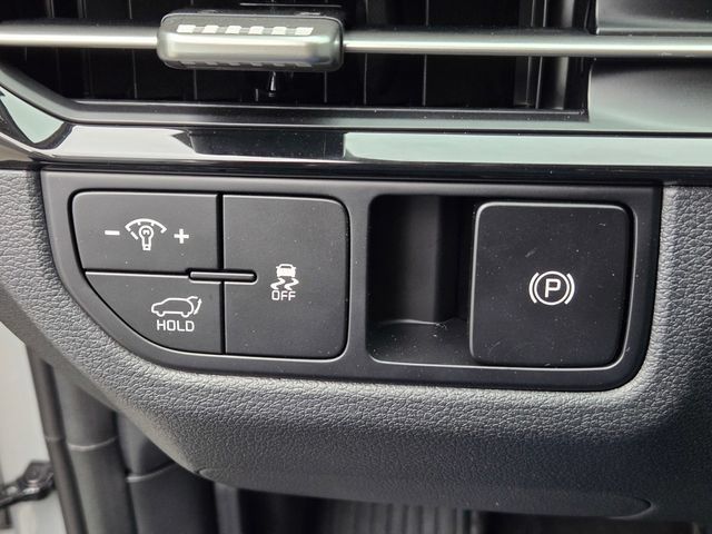 New 2026 Kia Sportage SX FWD image 11