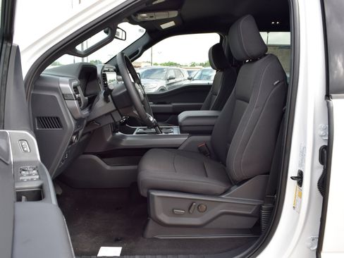 New 2026 Ford F150 XLT w/ Equipment Group 302A MID AWD/4WD image 18